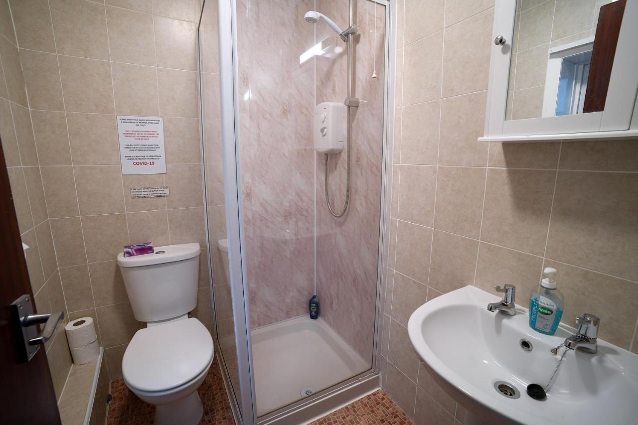 Lynmoore Guest House Μπλάκπουλ Εξωτερικό φωτογραφία