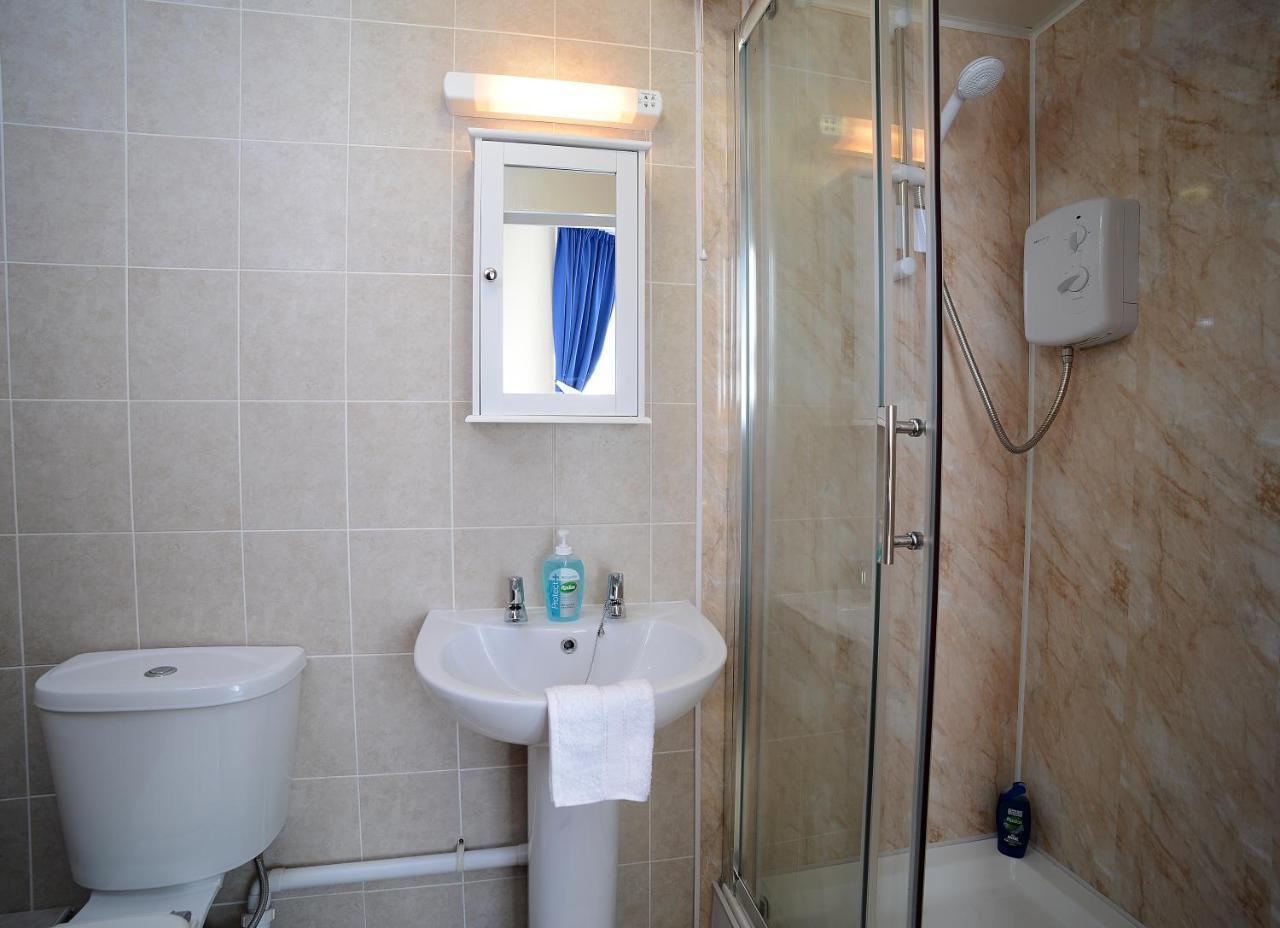 Lynmoore Guest House Μπλάκπουλ Εξωτερικό φωτογραφία