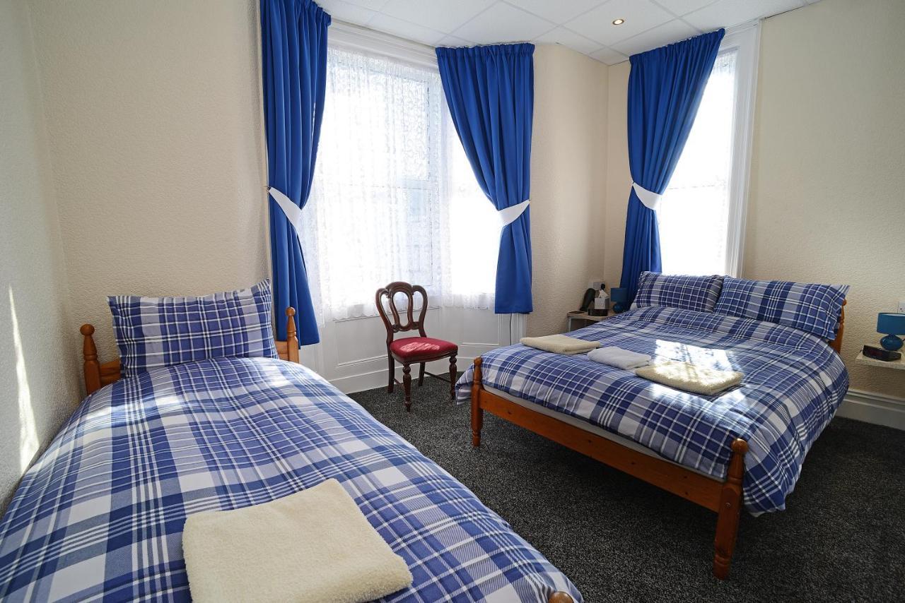 Lynmoore Guest House Μπλάκπουλ Εξωτερικό φωτογραφία
