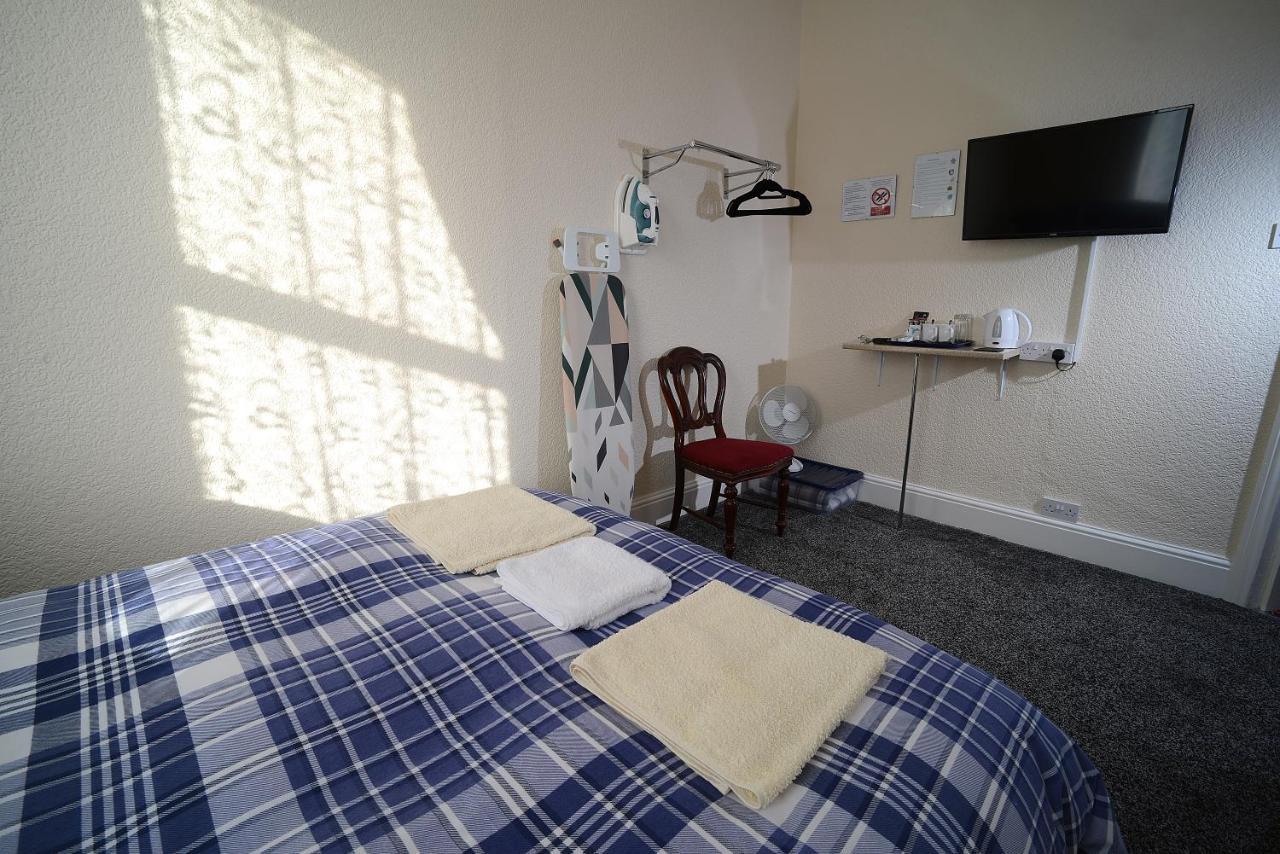 Lynmoore Guest House Μπλάκπουλ Εξωτερικό φωτογραφία