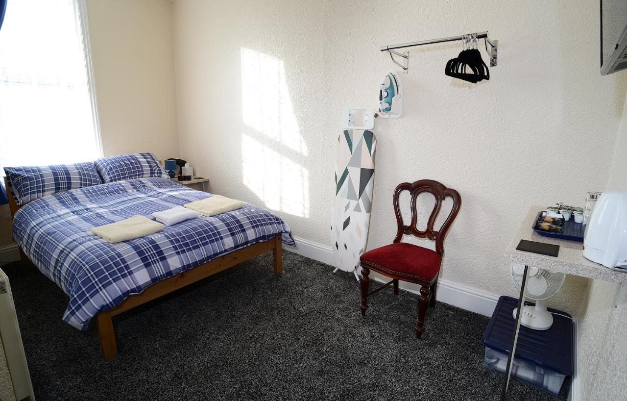 Lynmoore Guest House Μπλάκπουλ Εξωτερικό φωτογραφία