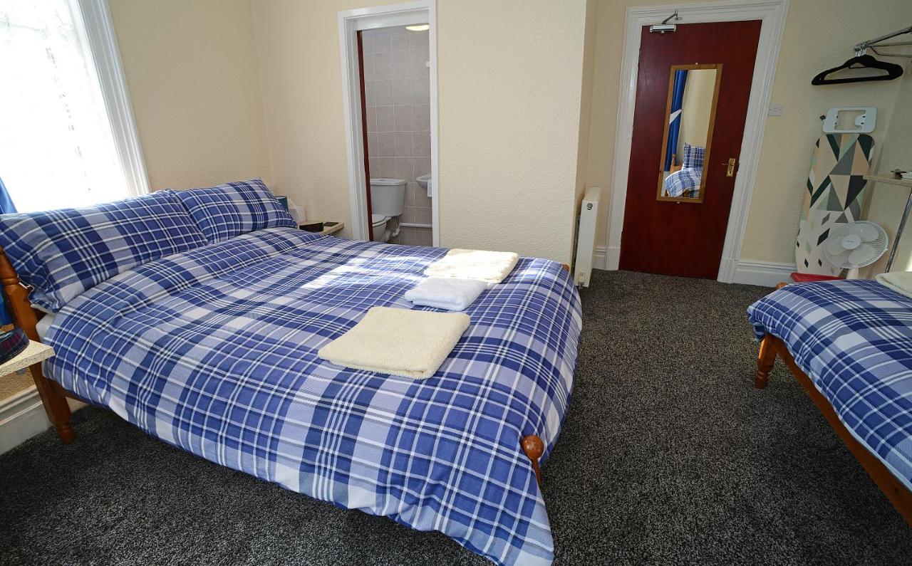 Lynmoore Guest House Μπλάκπουλ Εξωτερικό φωτογραφία