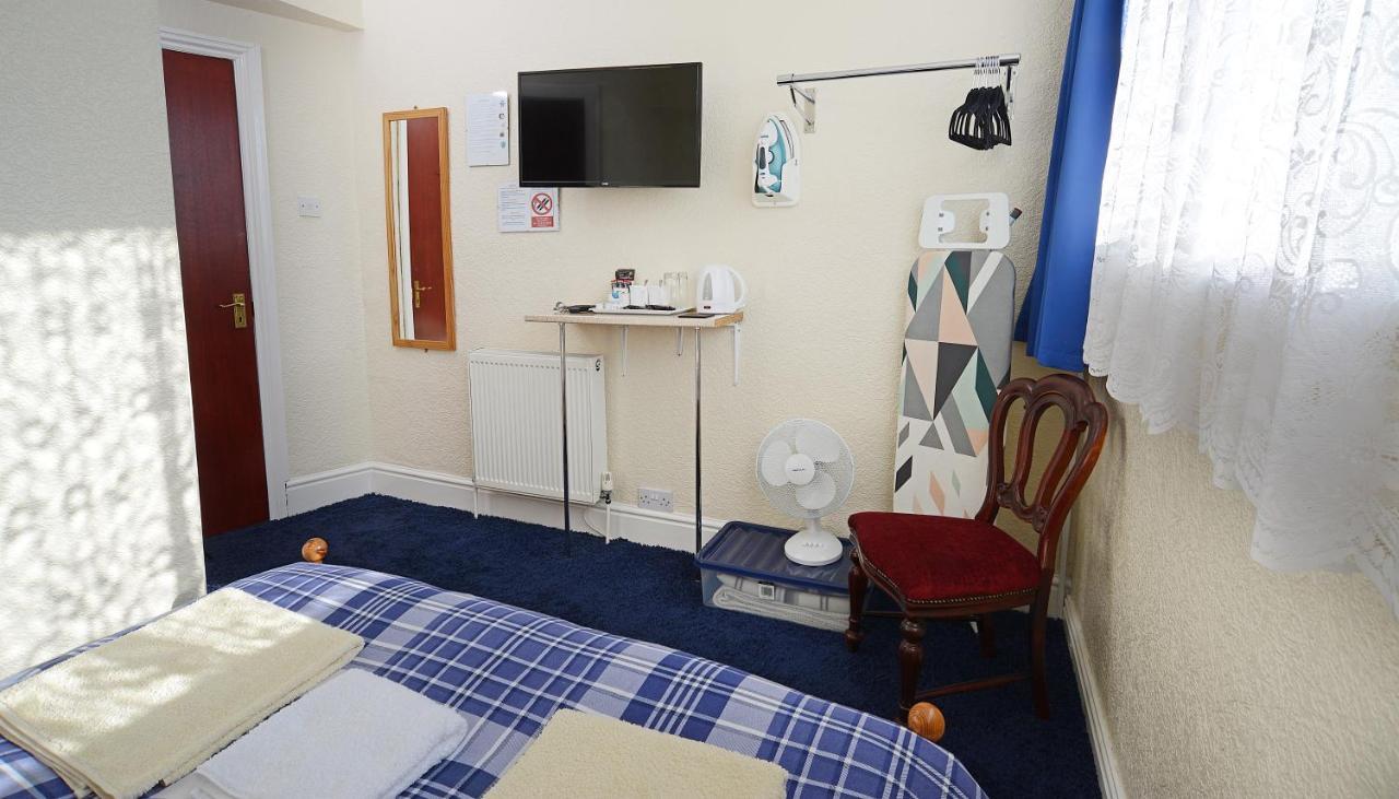 Lynmoore Guest House Μπλάκπουλ Εξωτερικό φωτογραφία